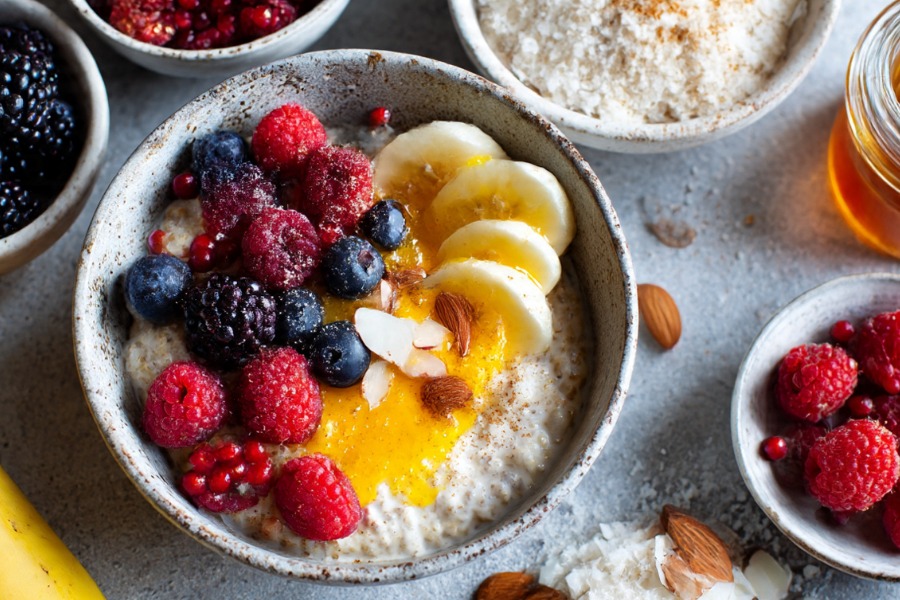Hormonally Healthy Breakfast Foods: What to Eat in the Morning for Balanced Energy Throughout the Day